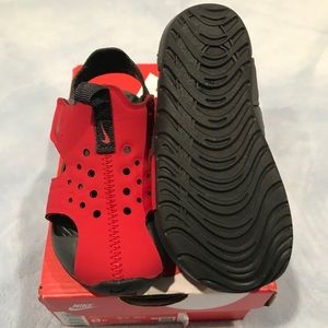 COPY - Toddler Nike sandals